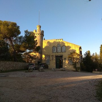 Abbaye Saint-Michel de Frigolet