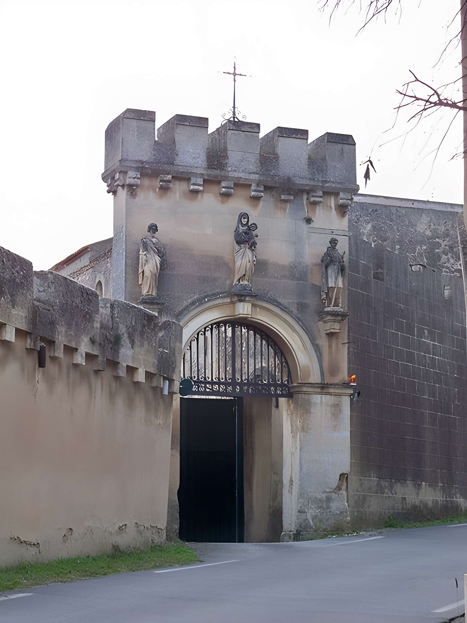 Abbaye Saint-Michel de Frigolet