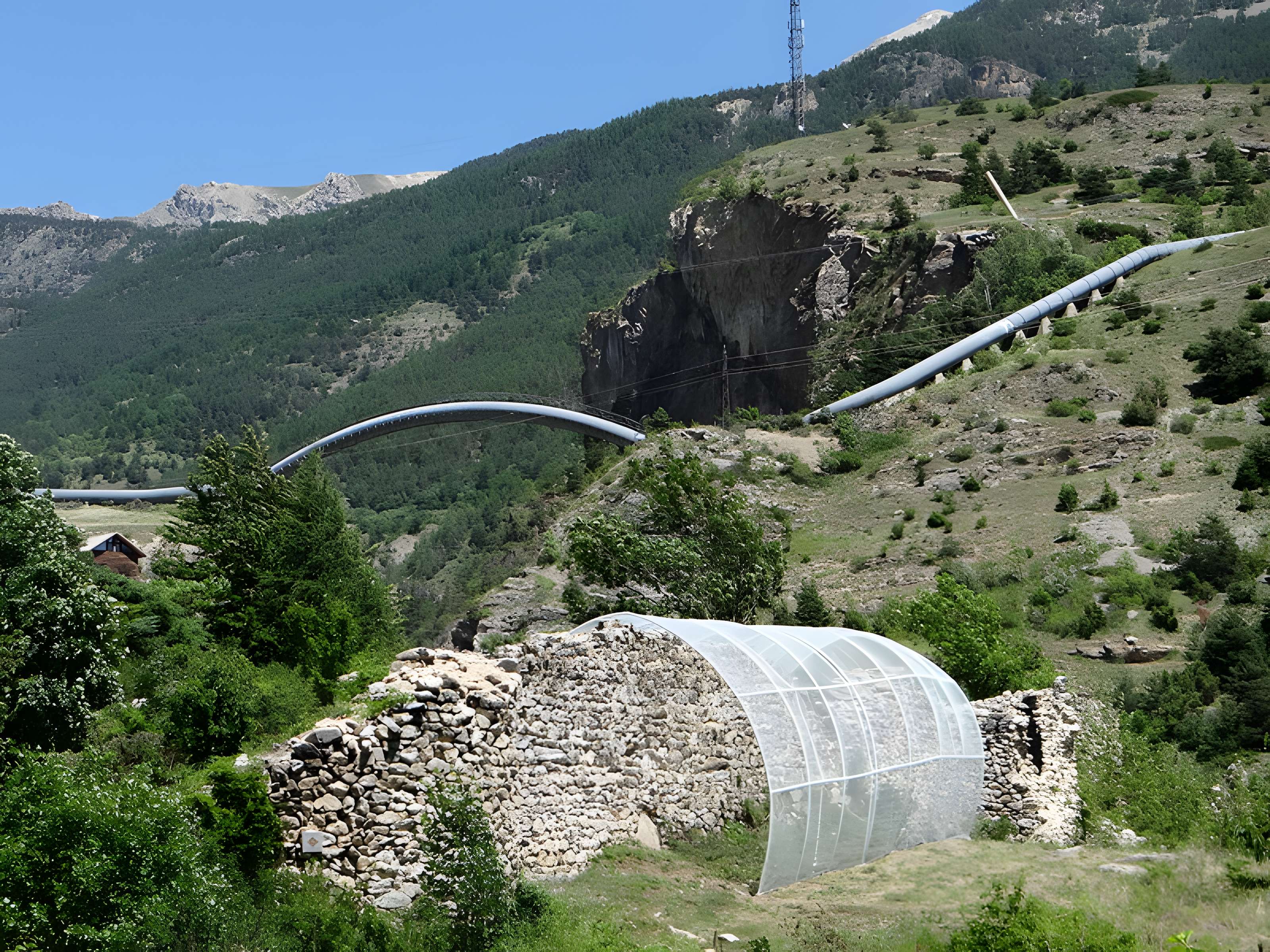 Barry de la Bâtie ou Mur des Vaudois aux Vigneaux