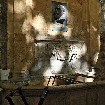 Mur romain, Rue Gaston-de-Saporta à Aix-en-Provence