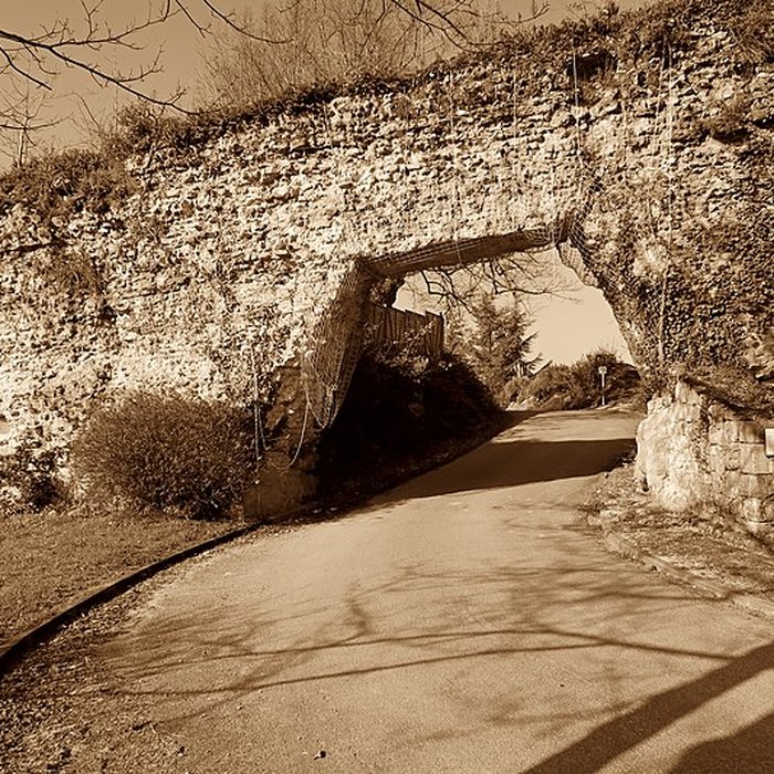 Photo de Murailles gallo-romaines de Saint-Lizier