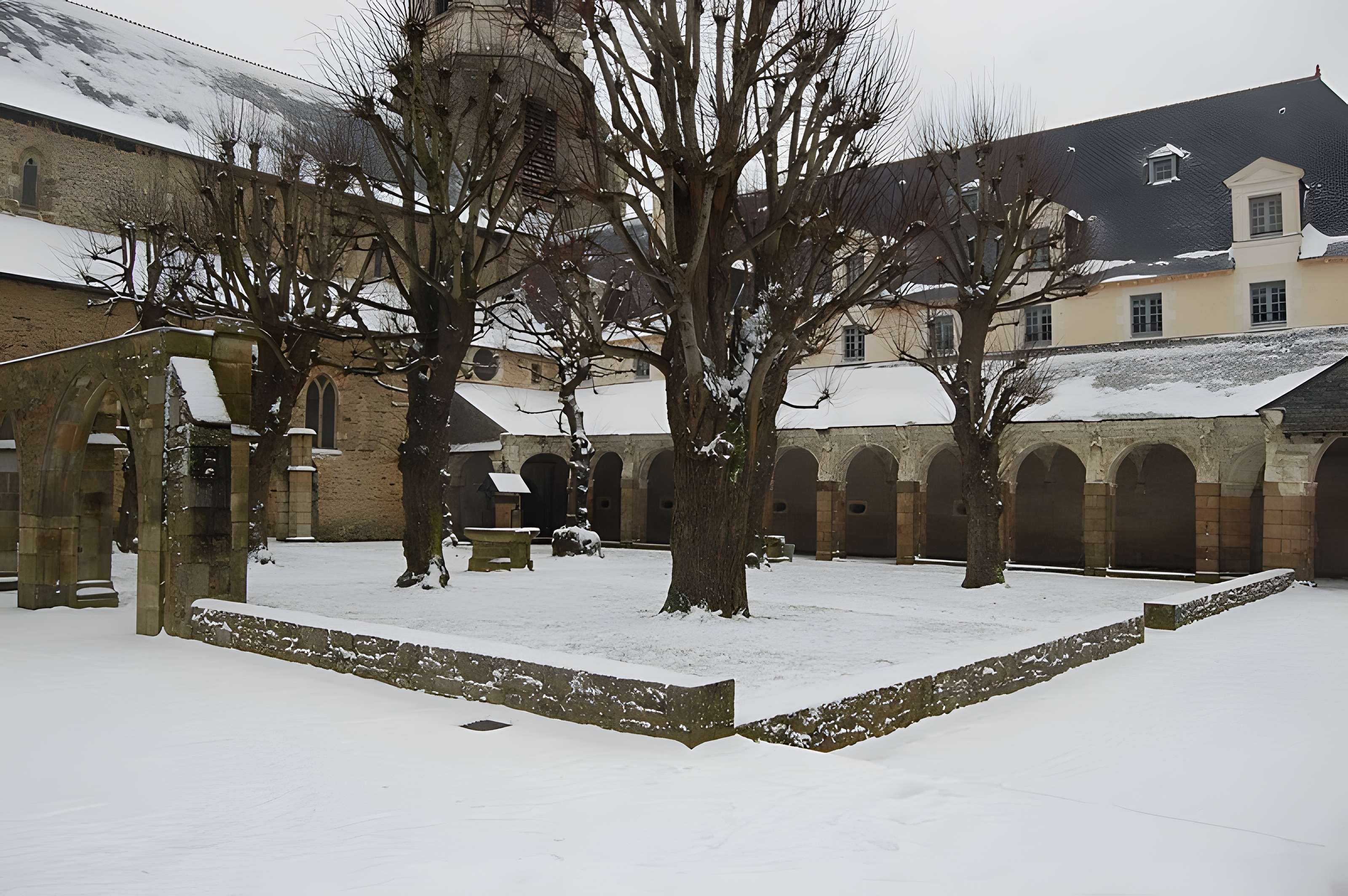 Notre-Dame-en-Saint-Melaine de Rennes