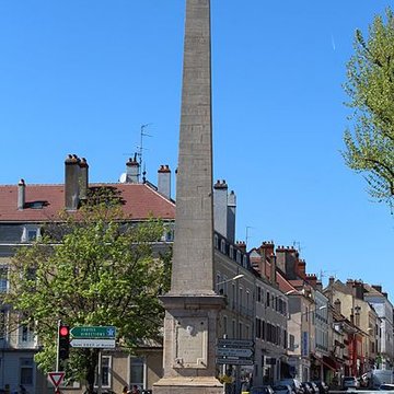 Obélisque commémoratif de Chalon-sur-Saône