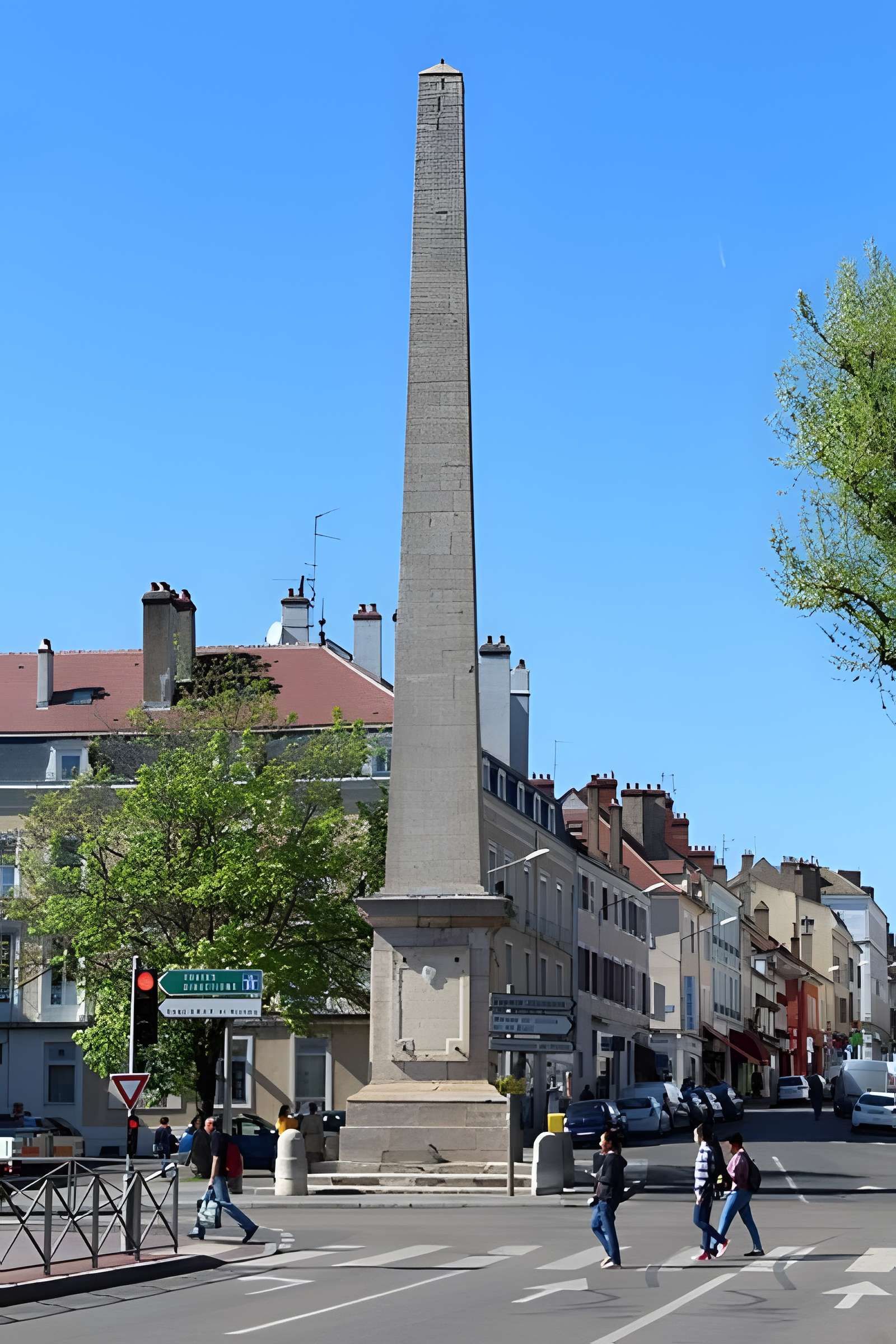 Obélisque commémoratif de Chalon-sur-Saône 