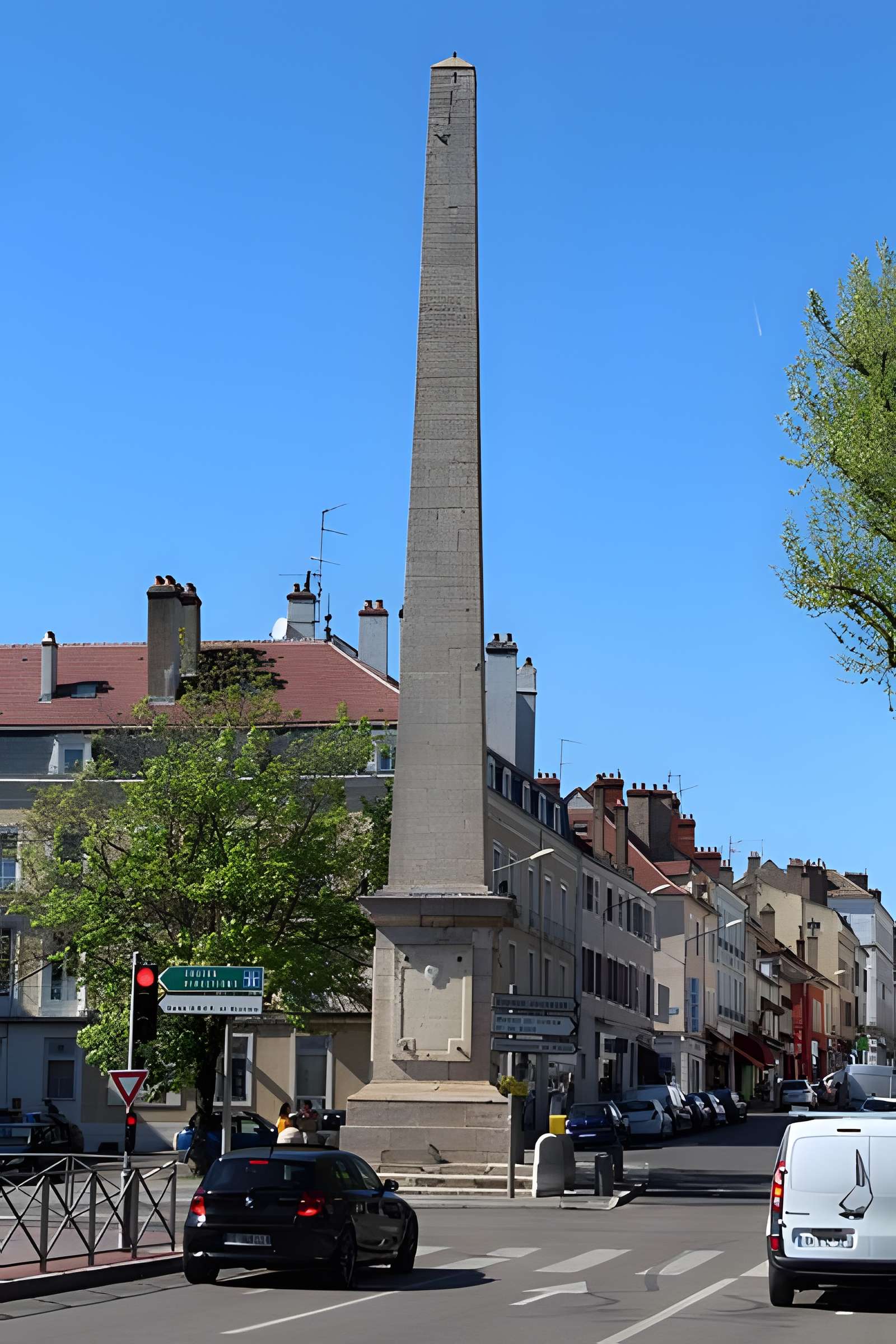 Obélisque commémoratif de Chalon-sur-Saône