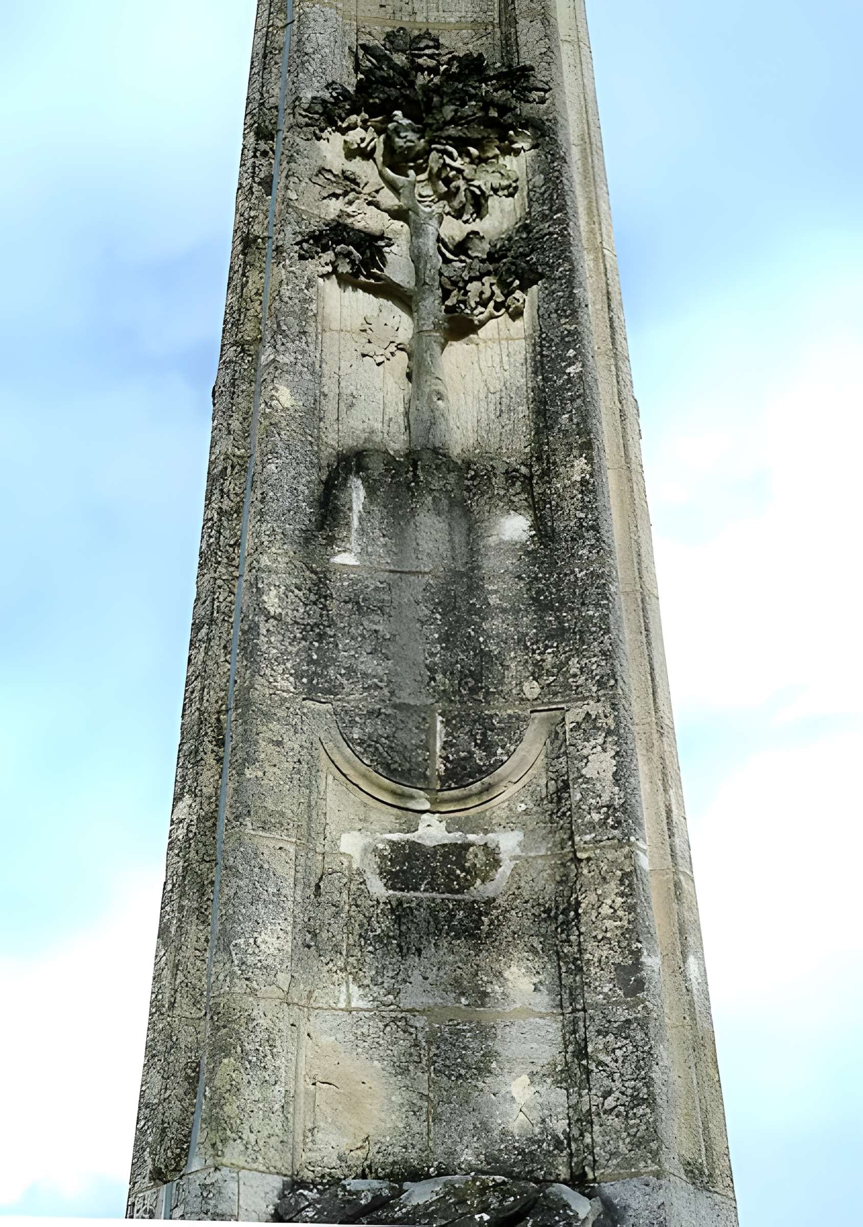 Obélisque de Villeneuve-le-Comte