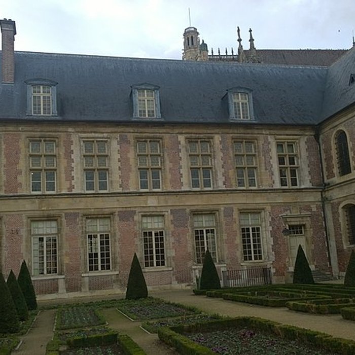 Photo de Palais archiépiscopal de Sens