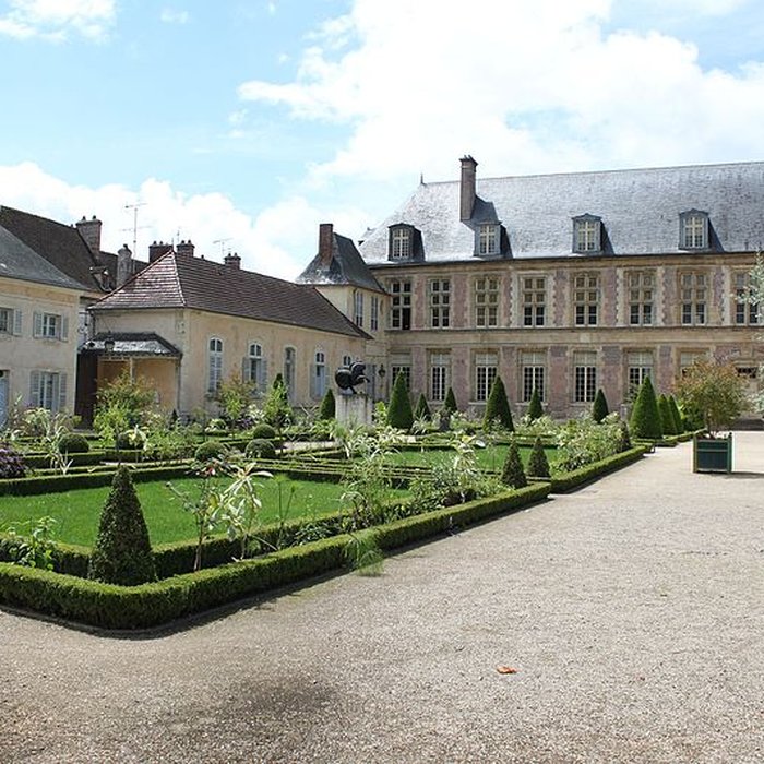 Photo de Palais archiépiscopal de Sens