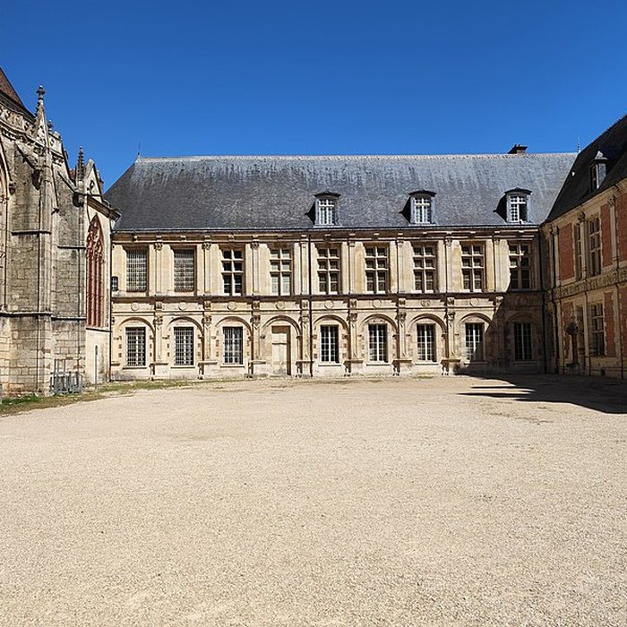 Photo de Palais archiépiscopal de Sens