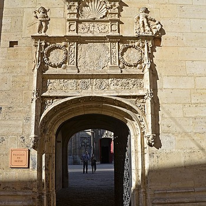 Photo de Palais archiépiscopal de Sens