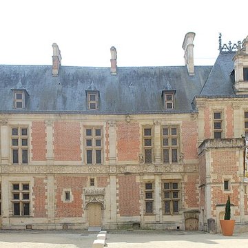 Palais archiépiscopal de Sens