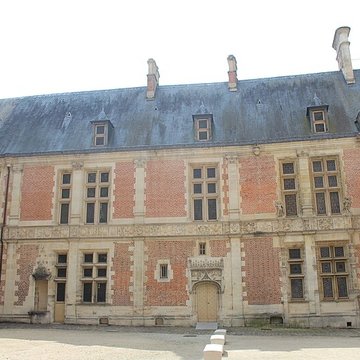 Palais archiépiscopal de Sens