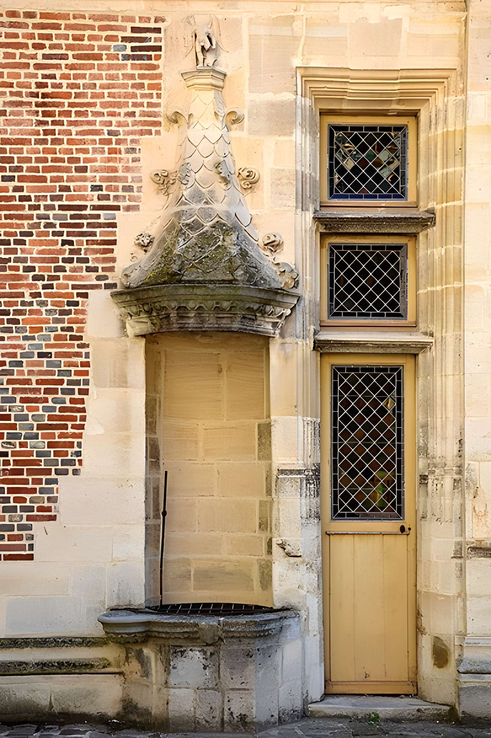 Palais archiépiscopal de Sens