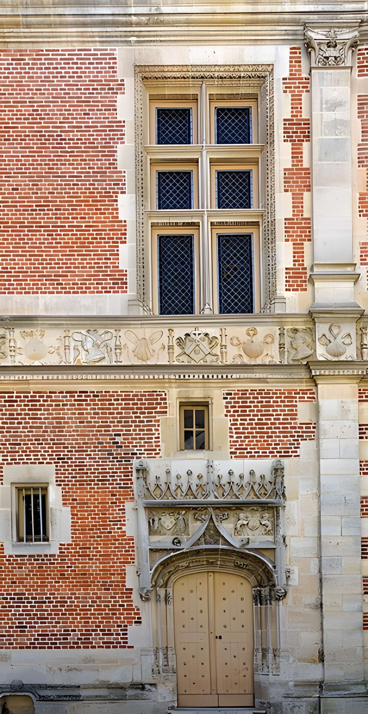 Palais archiépiscopal de Sens