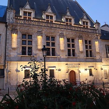 Hôtel des Créneaux à Orléans