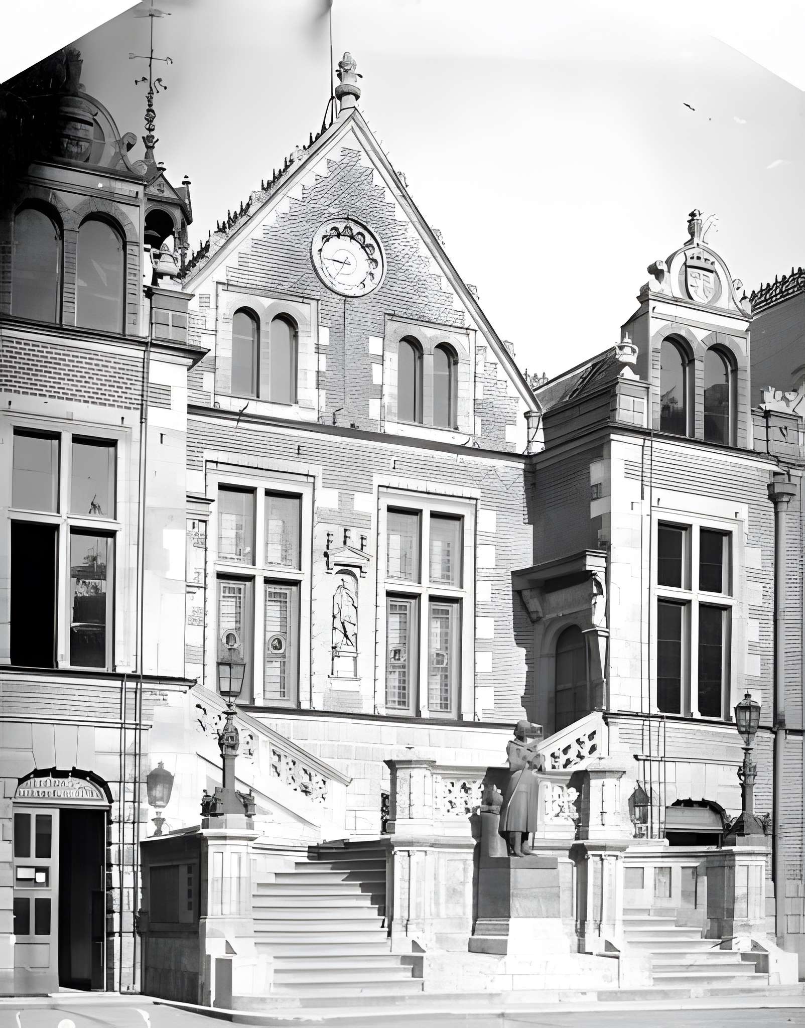 Hôtel des Créneaux à Orléans