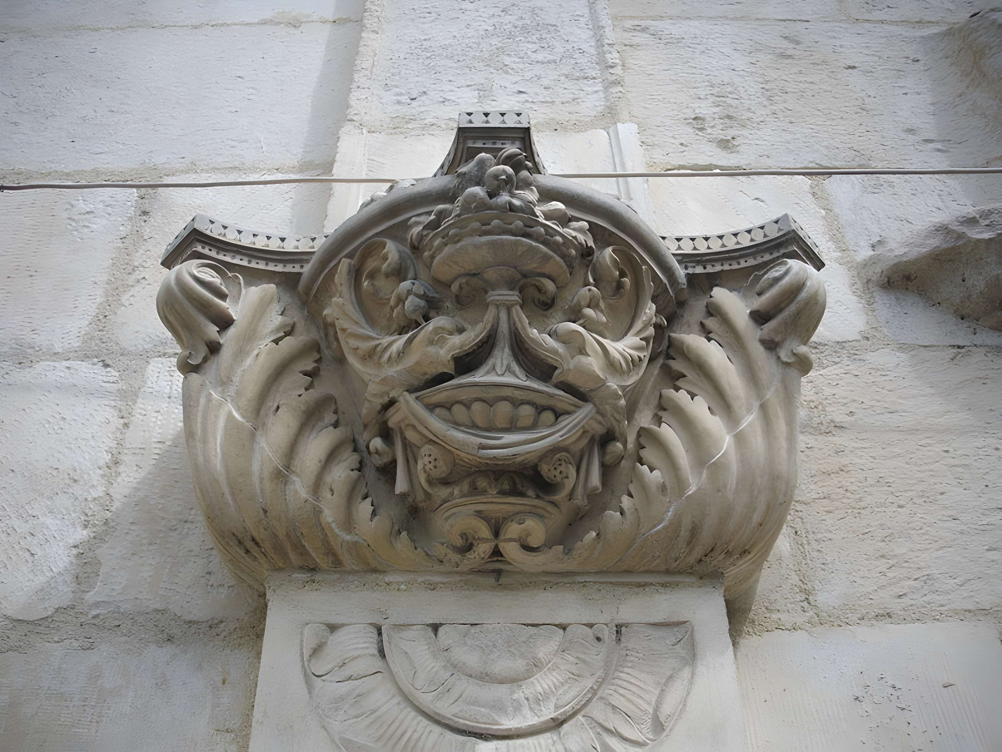 Hôtel des Créneaux à Orléans