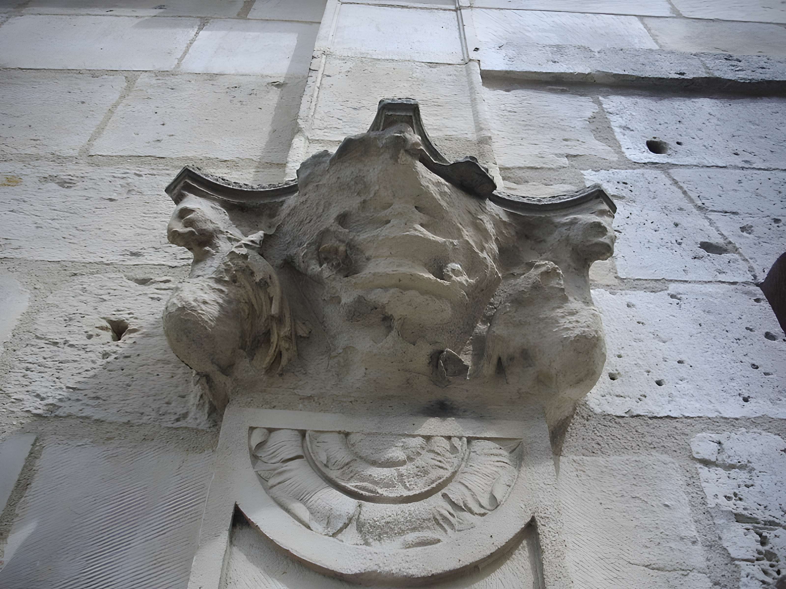 Hôtel des Créneaux à Orléans