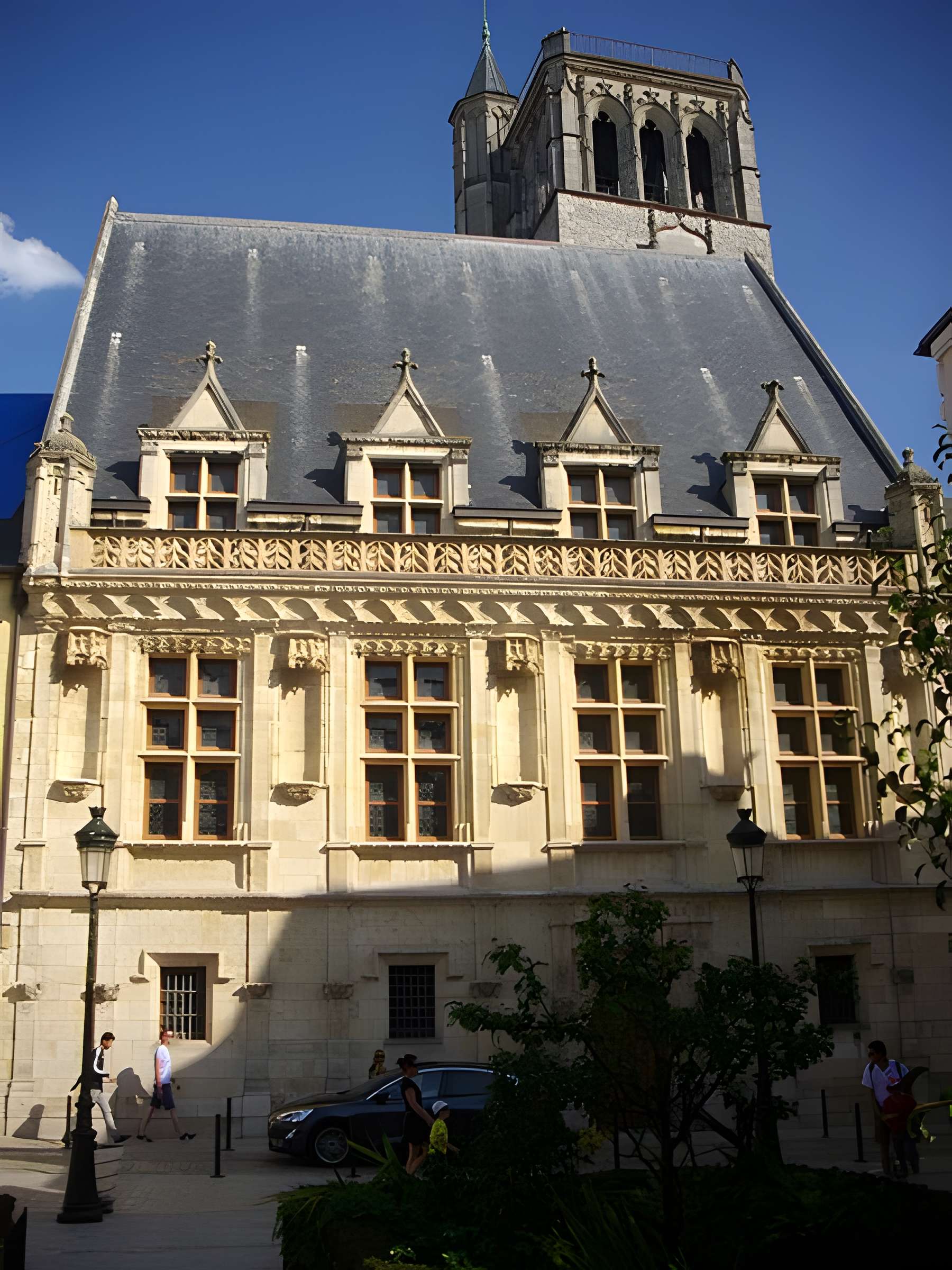 Hôtel des Créneaux à Orléans