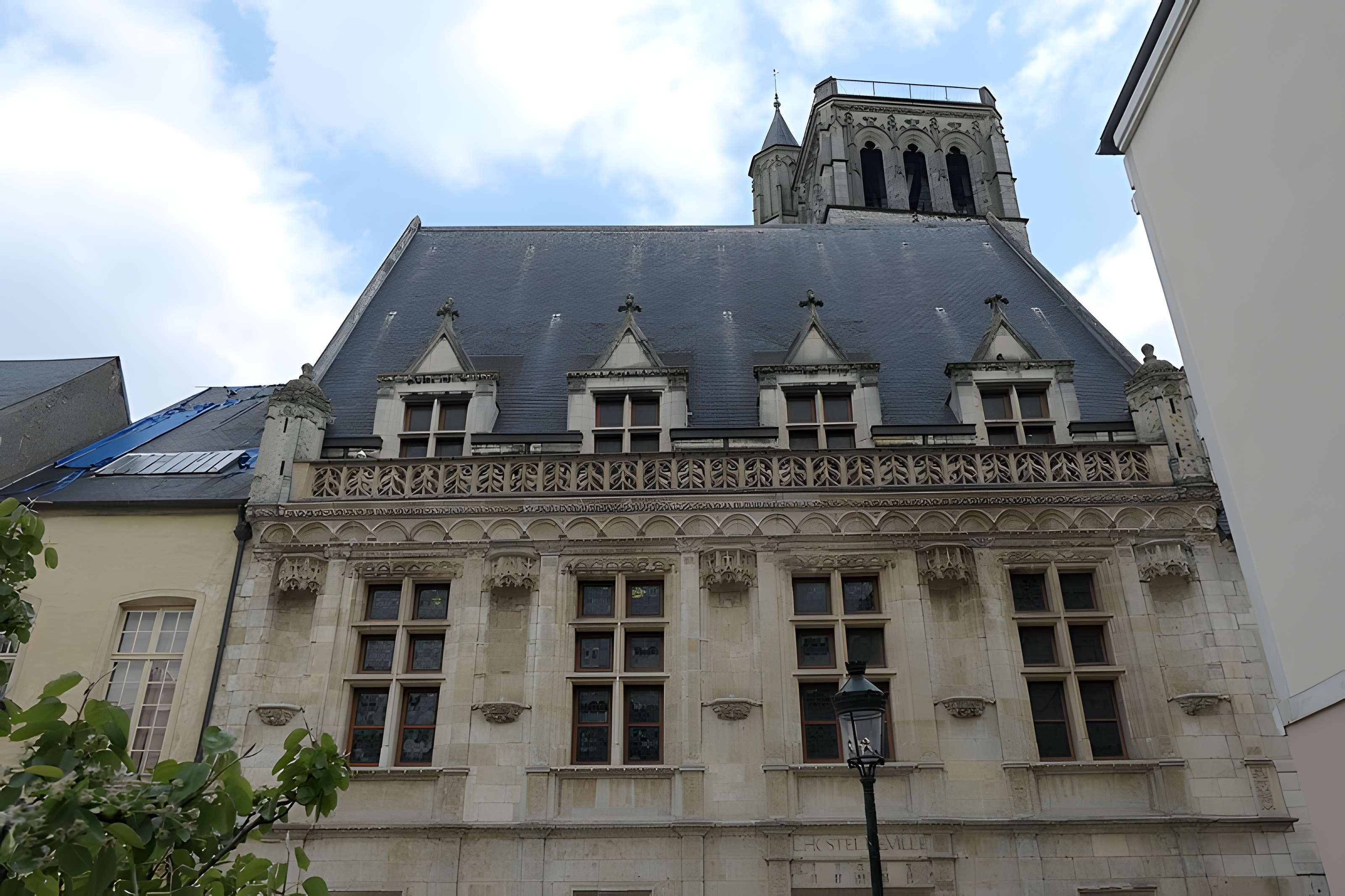 Hôtel des Créneaux à Orléans