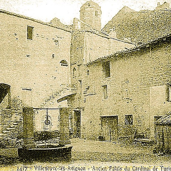 Photo de Palais du cardinal de Deaux à Villeneuve-lès-Avignon