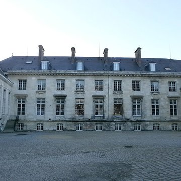 Palais épiscopal dAmiens