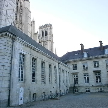 Palais épiscopal dAmiens