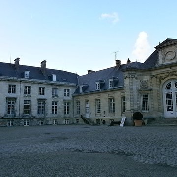 Palais épiscopal dAmiens