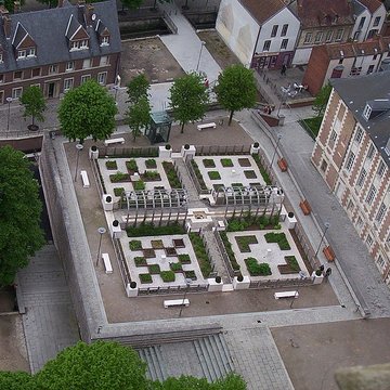 Palais épiscopal dAmiens