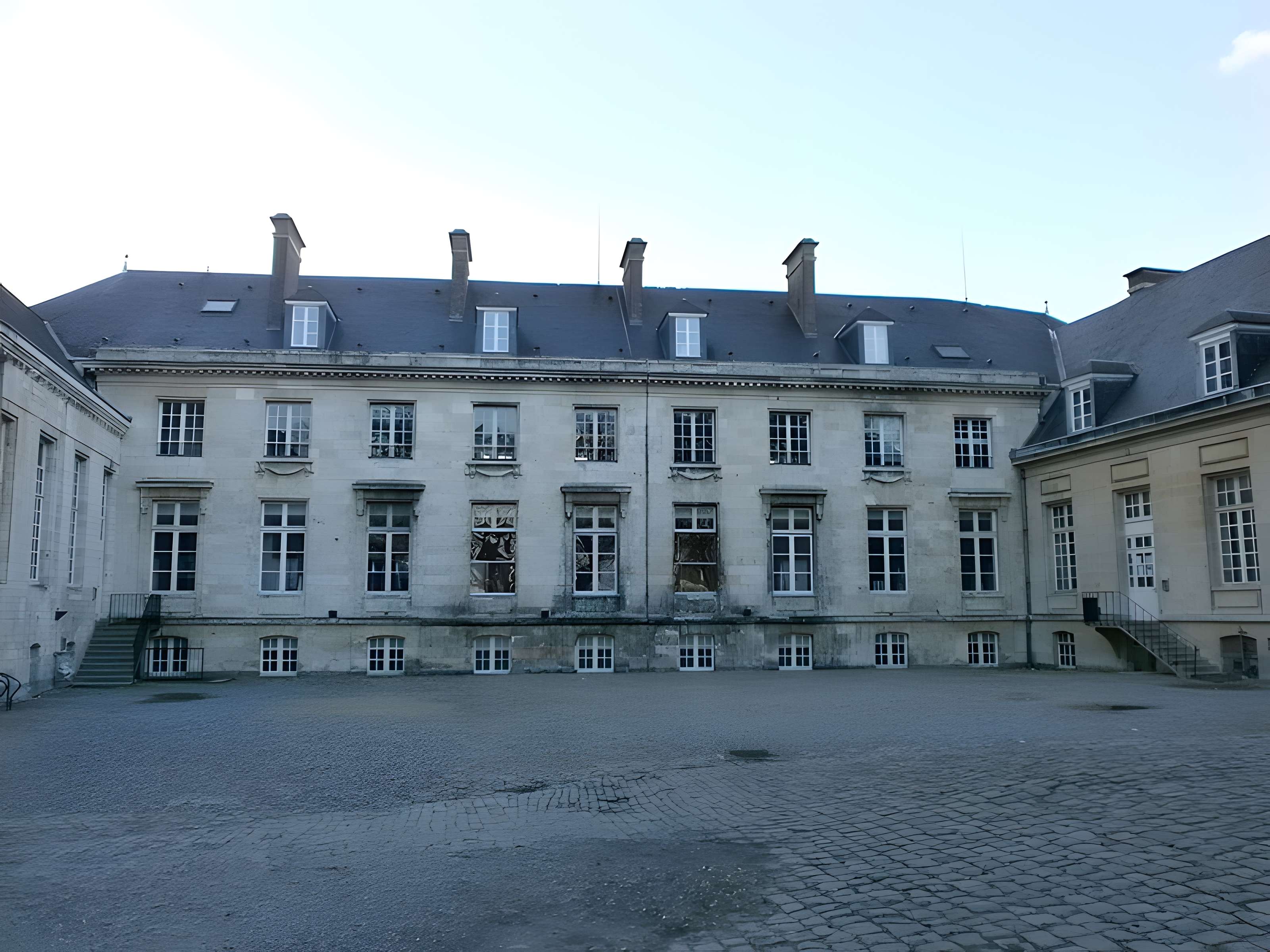 Palais épiscopal d'Amiens