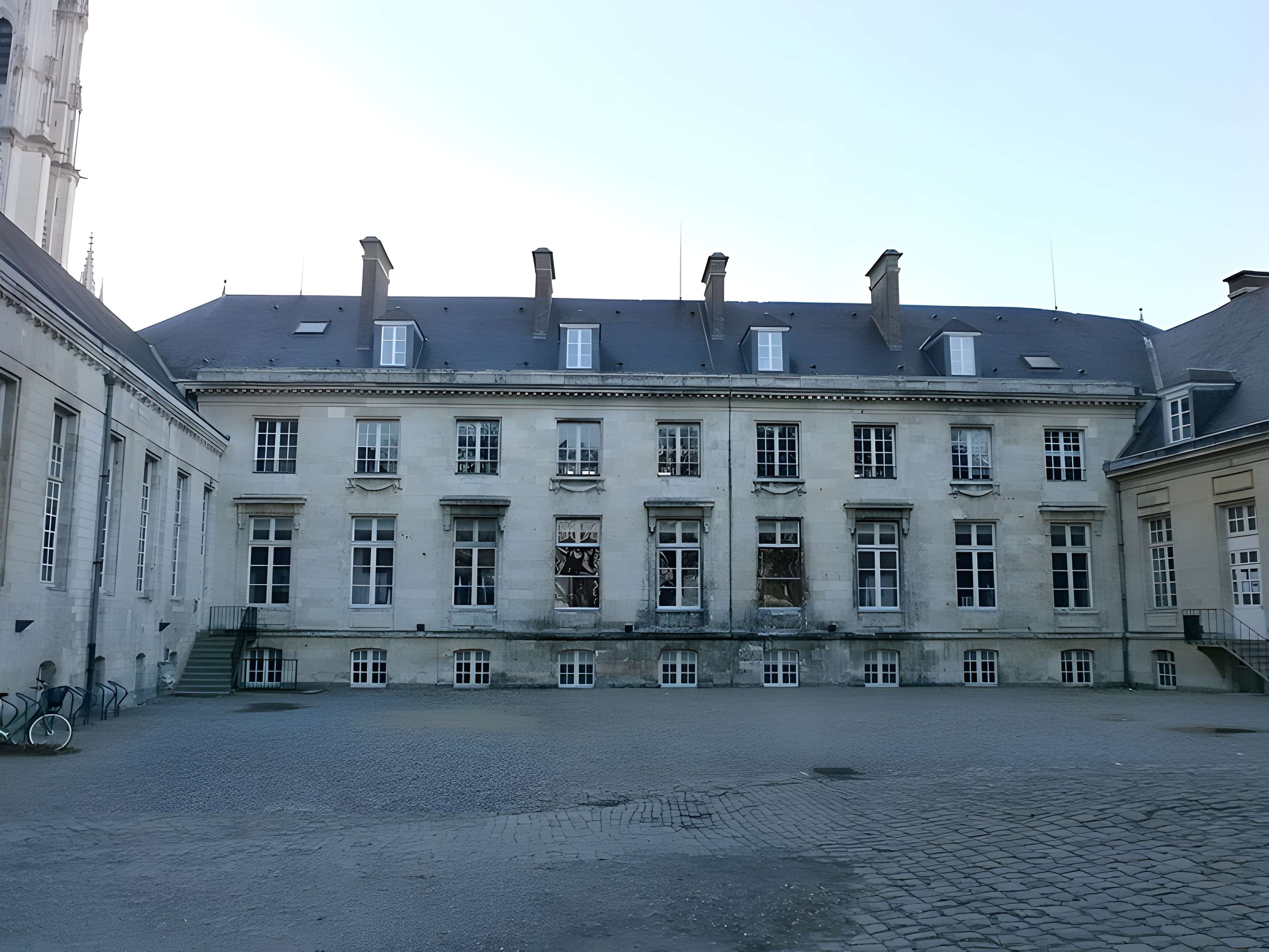 Palais épiscopal d'Amiens