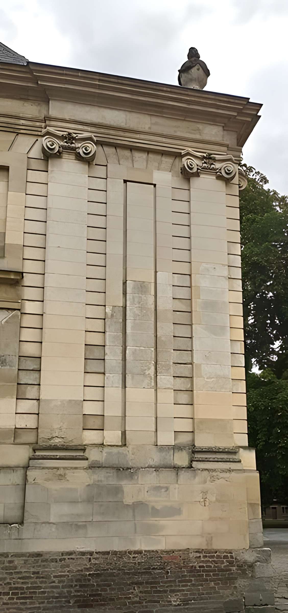 Palais épiscopal d'Amiens