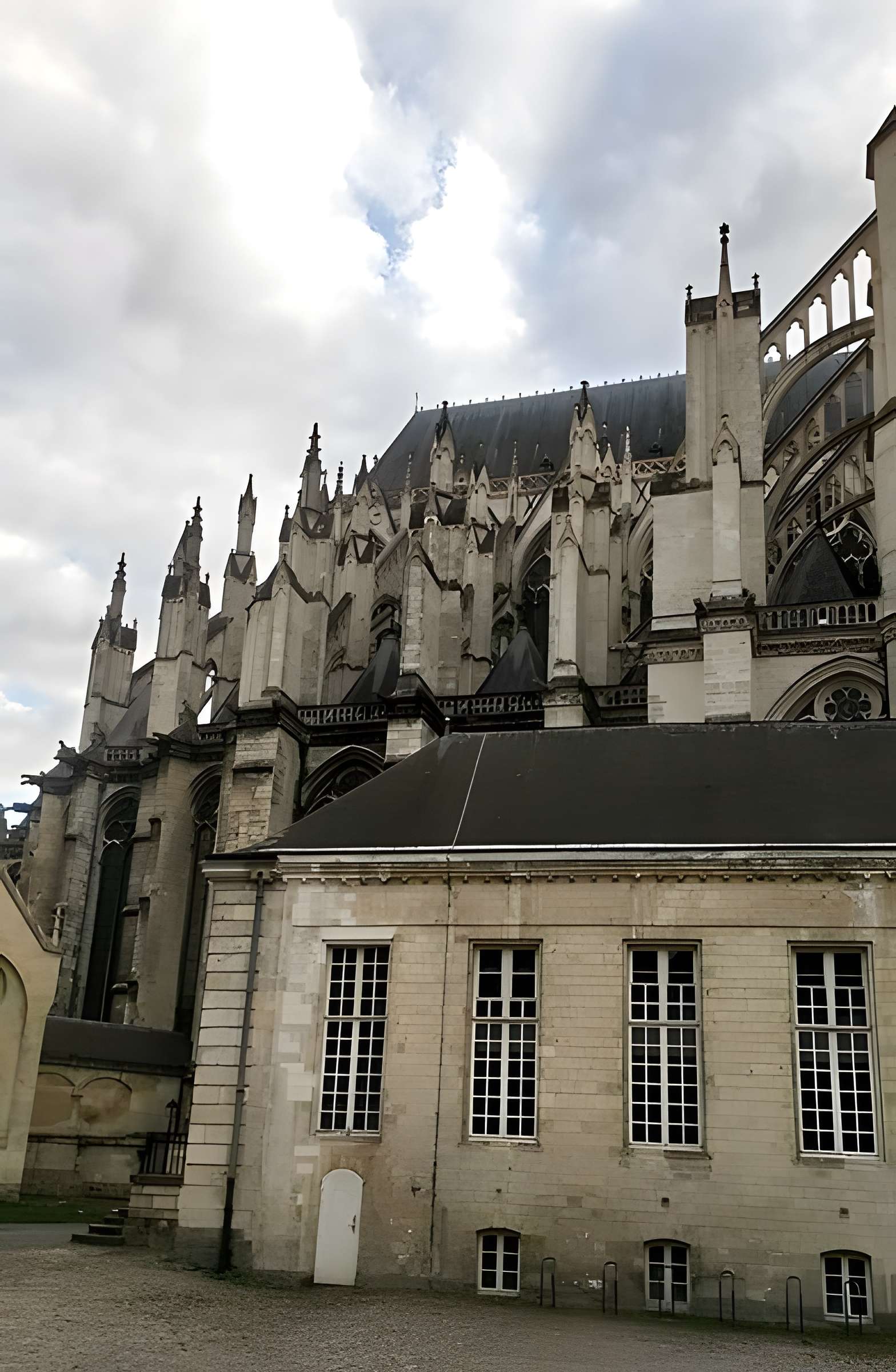 Palais épiscopal d'Amiens