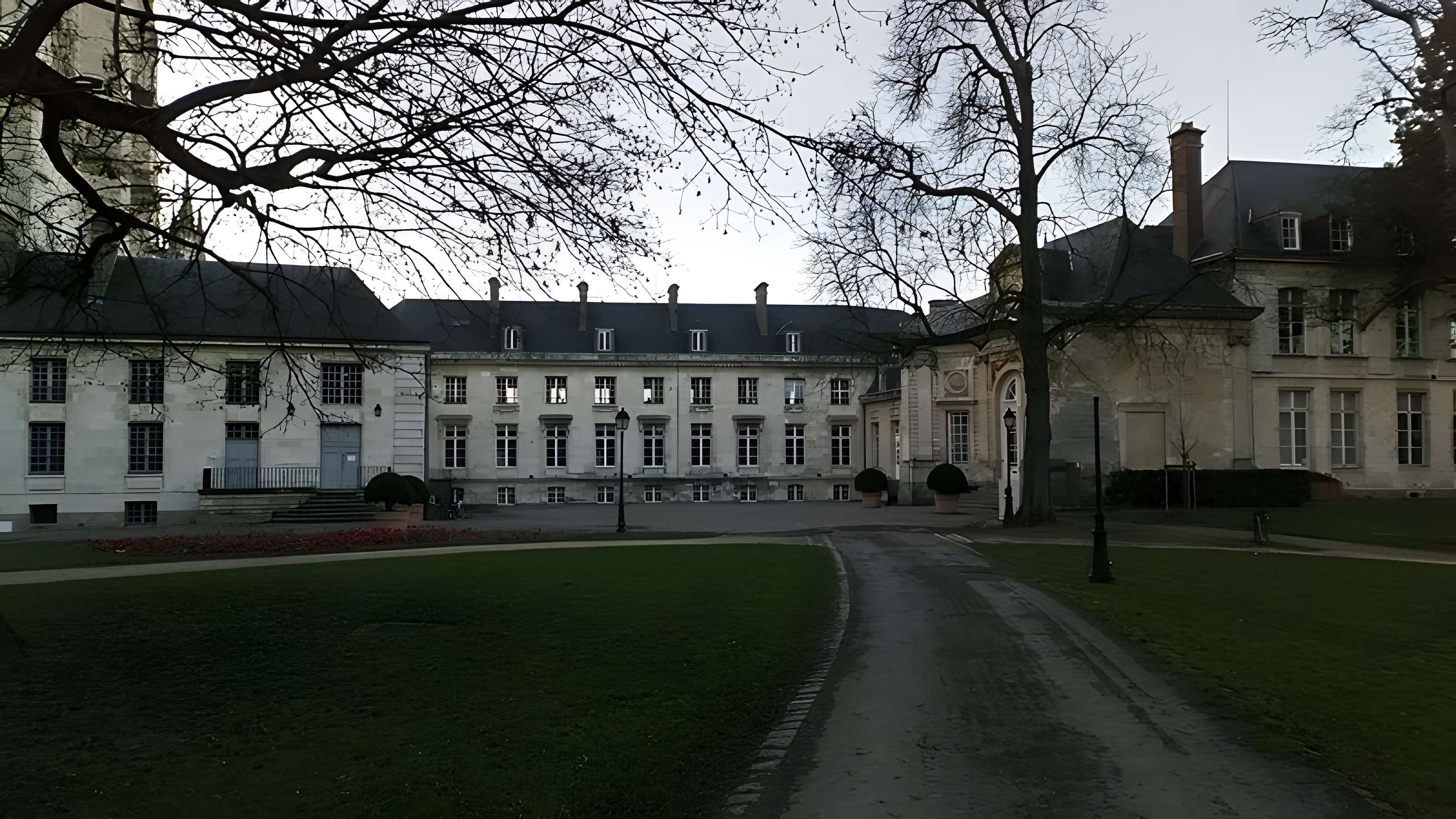 Palais épiscopal d'Amiens