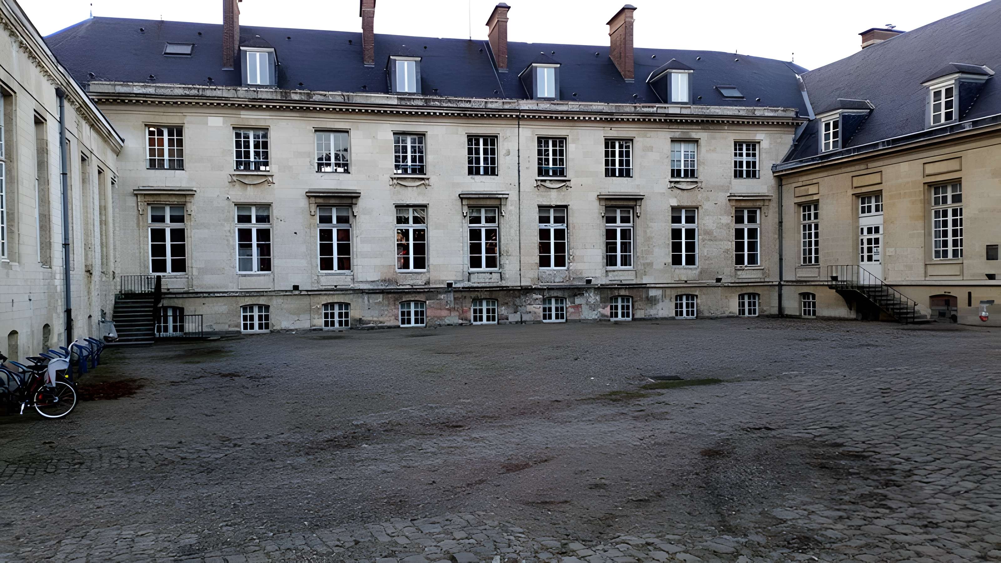 Palais épiscopal d'Amiens