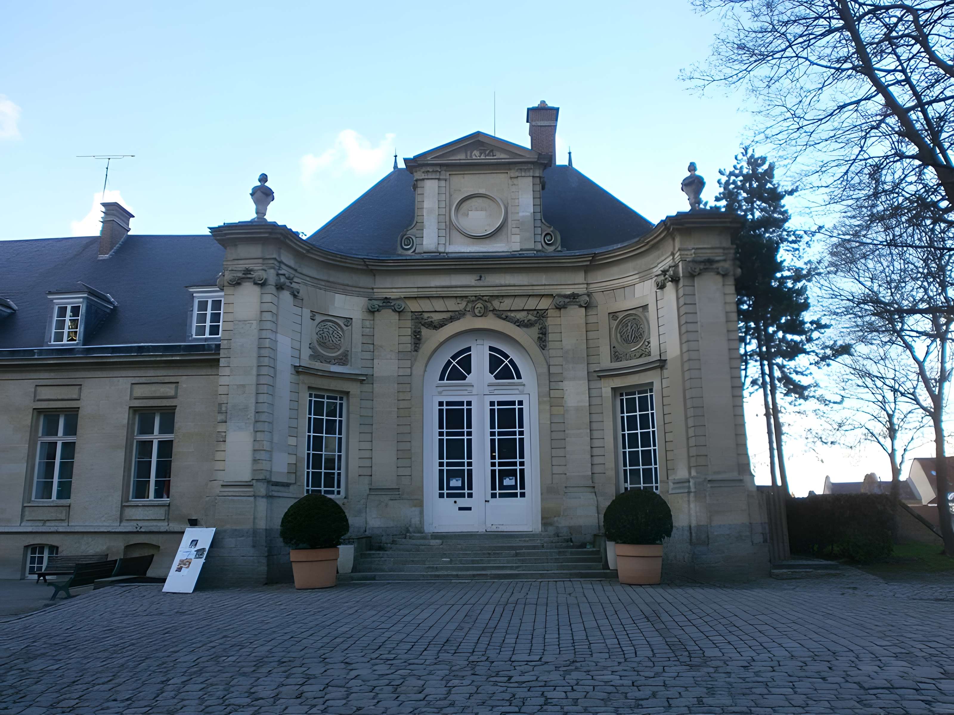 Palais épiscopal d'Amiens
