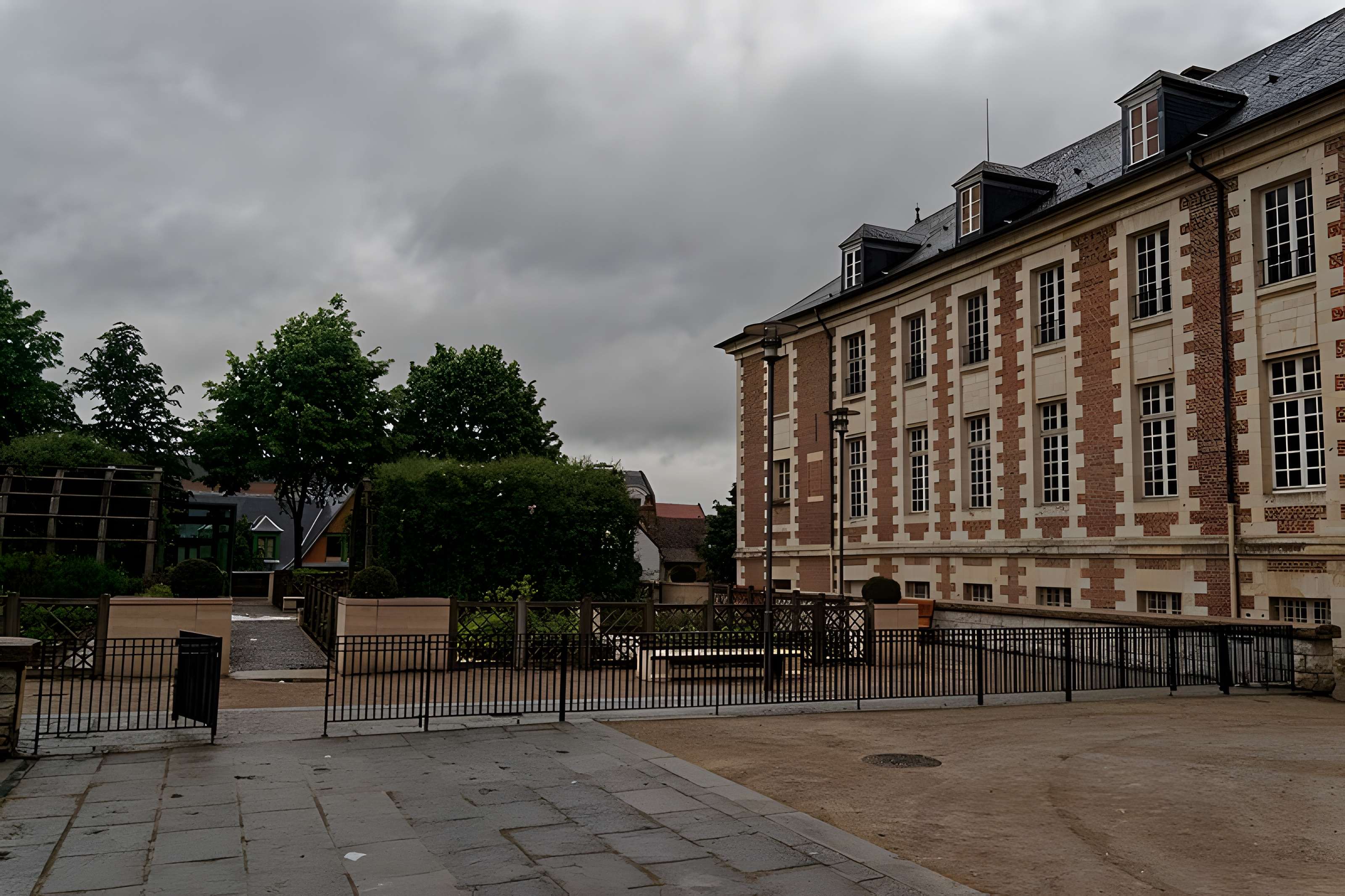 Palais épiscopal d'Amiens