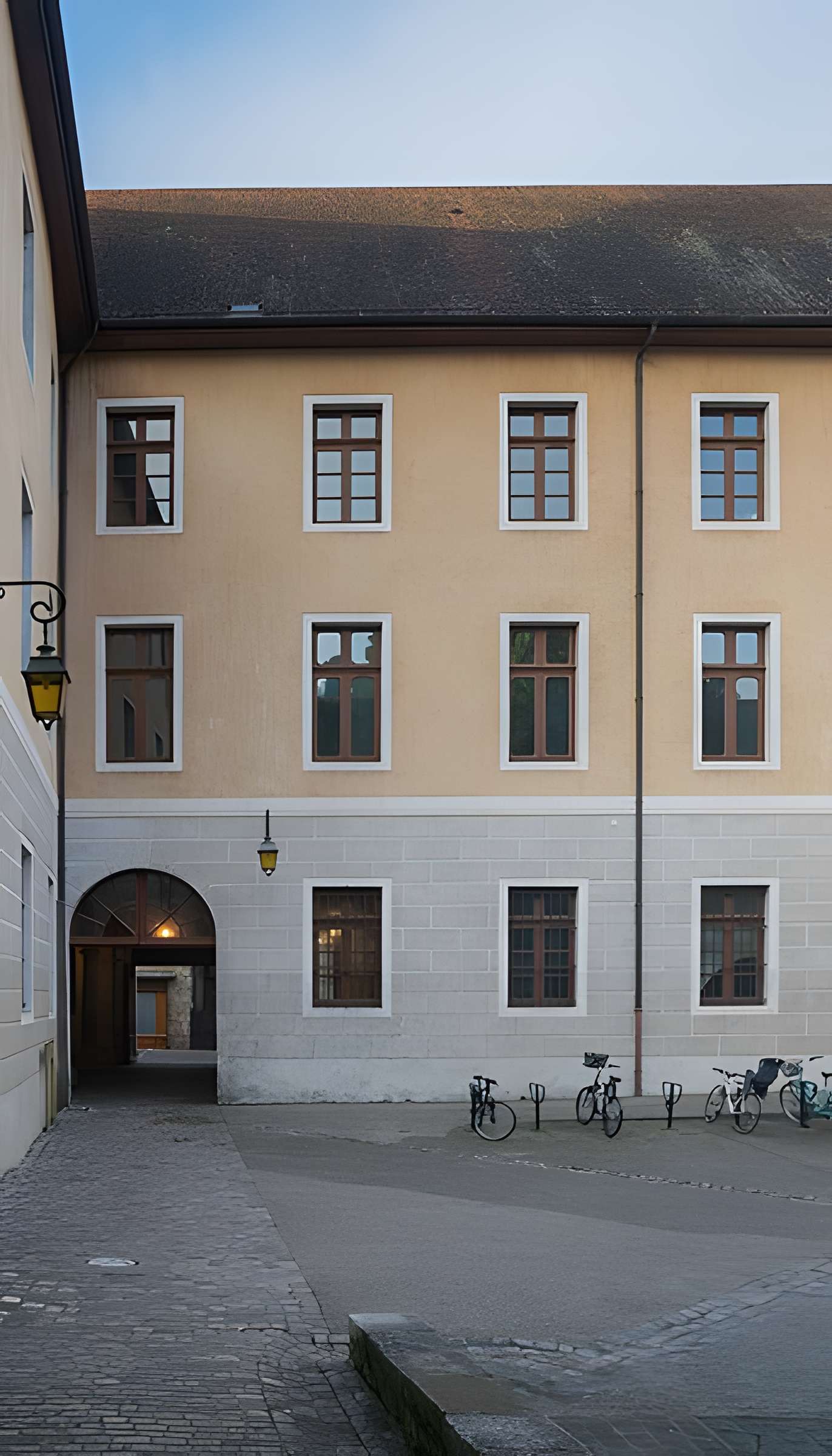 Palais épiscopal d'Annecy