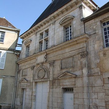 palais episcopal d auxerre