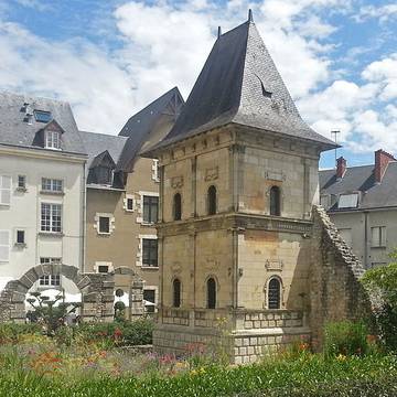Pavillon Colas des Francs à Orléans