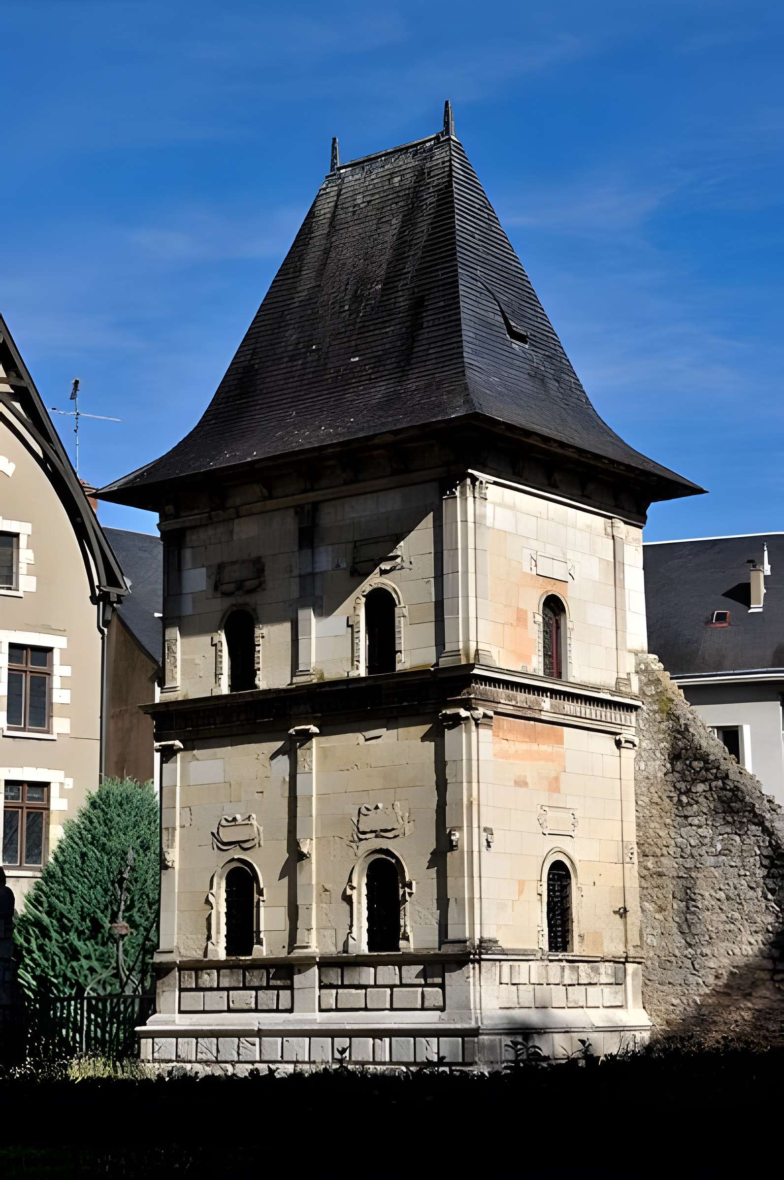 Pavillon Colas des Francs à Orléans 