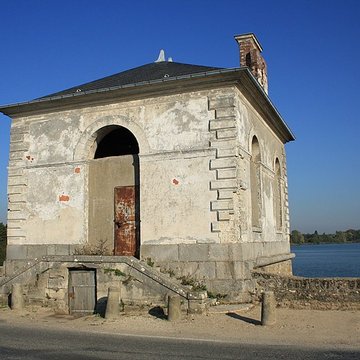 Pavillon de lÉtang de Saclay