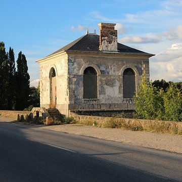 Pavillon de lÉtang de Saclay
