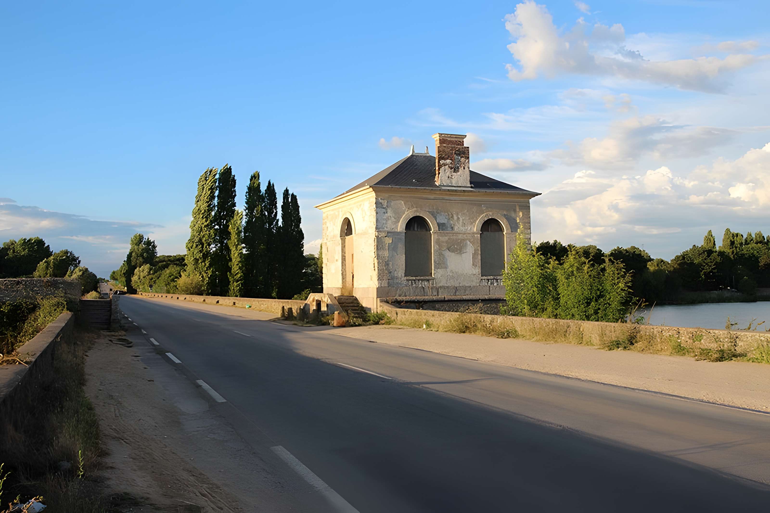 Pavillon de l'Étang de Saclay