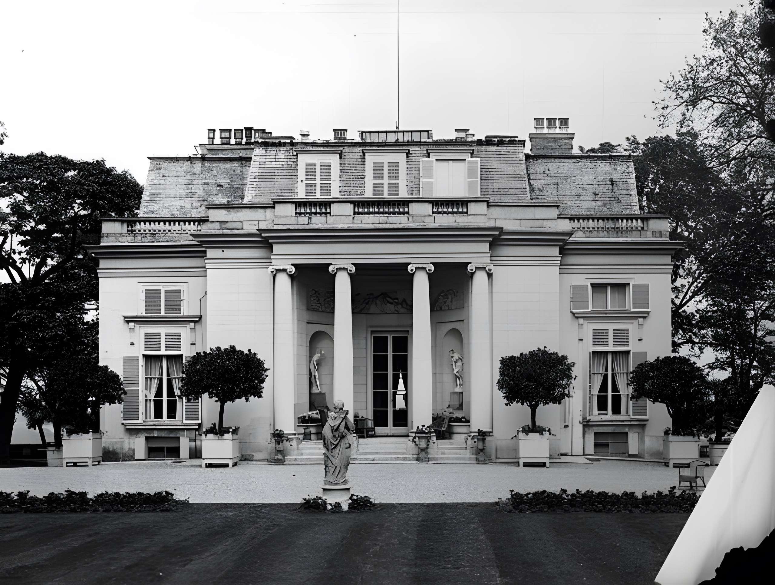 Pavillon de musique de la Du Barry à Louveciennes