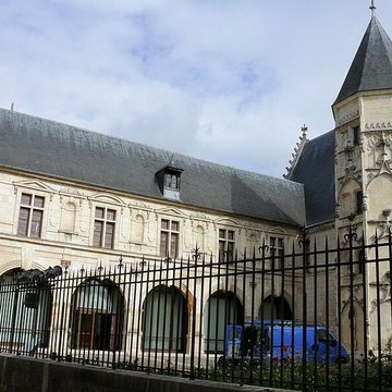 Hôtel des Échevins à Bourges