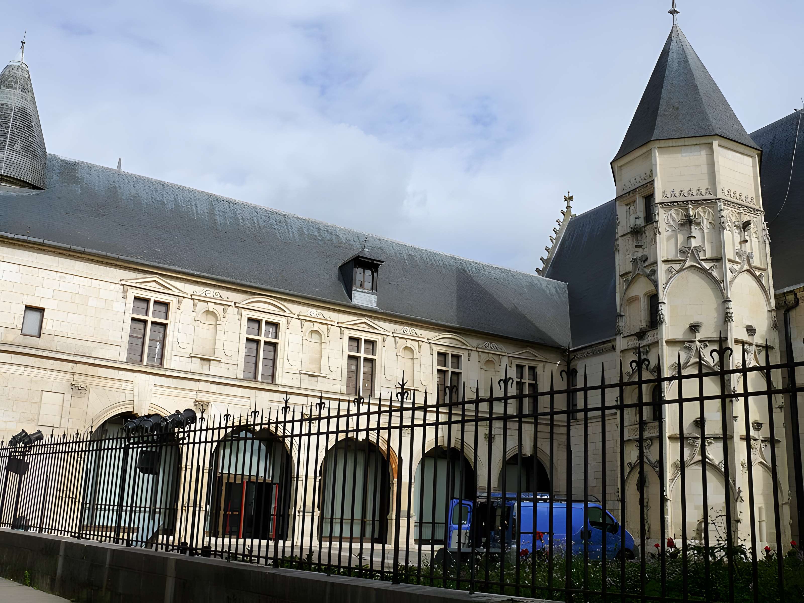 Hôtel des Échevins à Bourges
