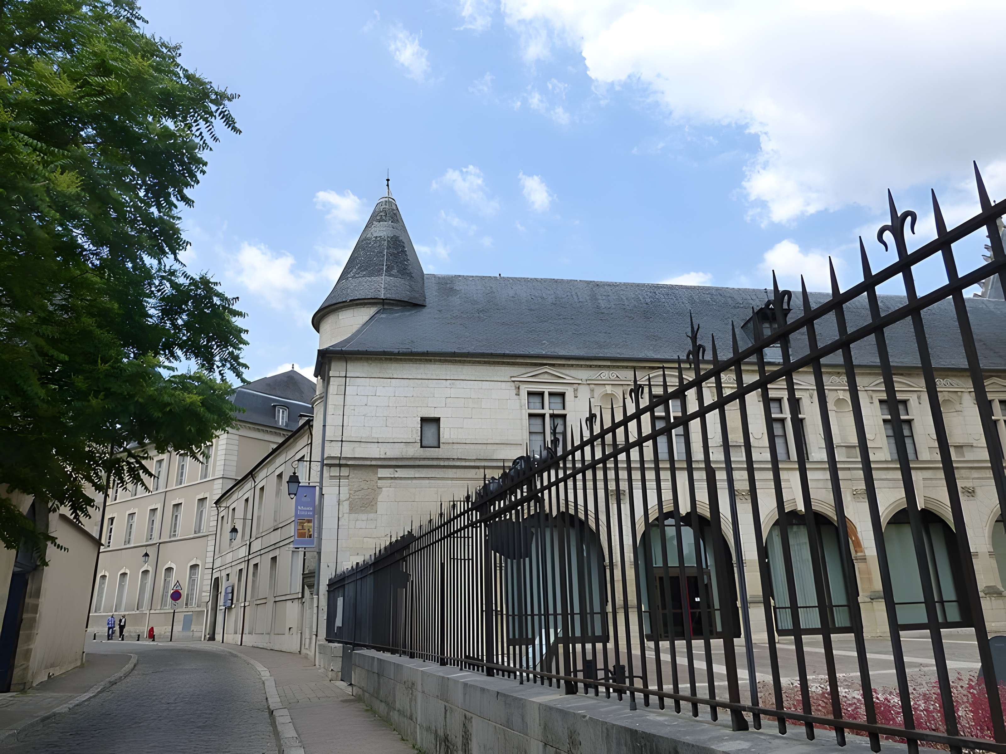 Hôtel des Échevins à Bourges