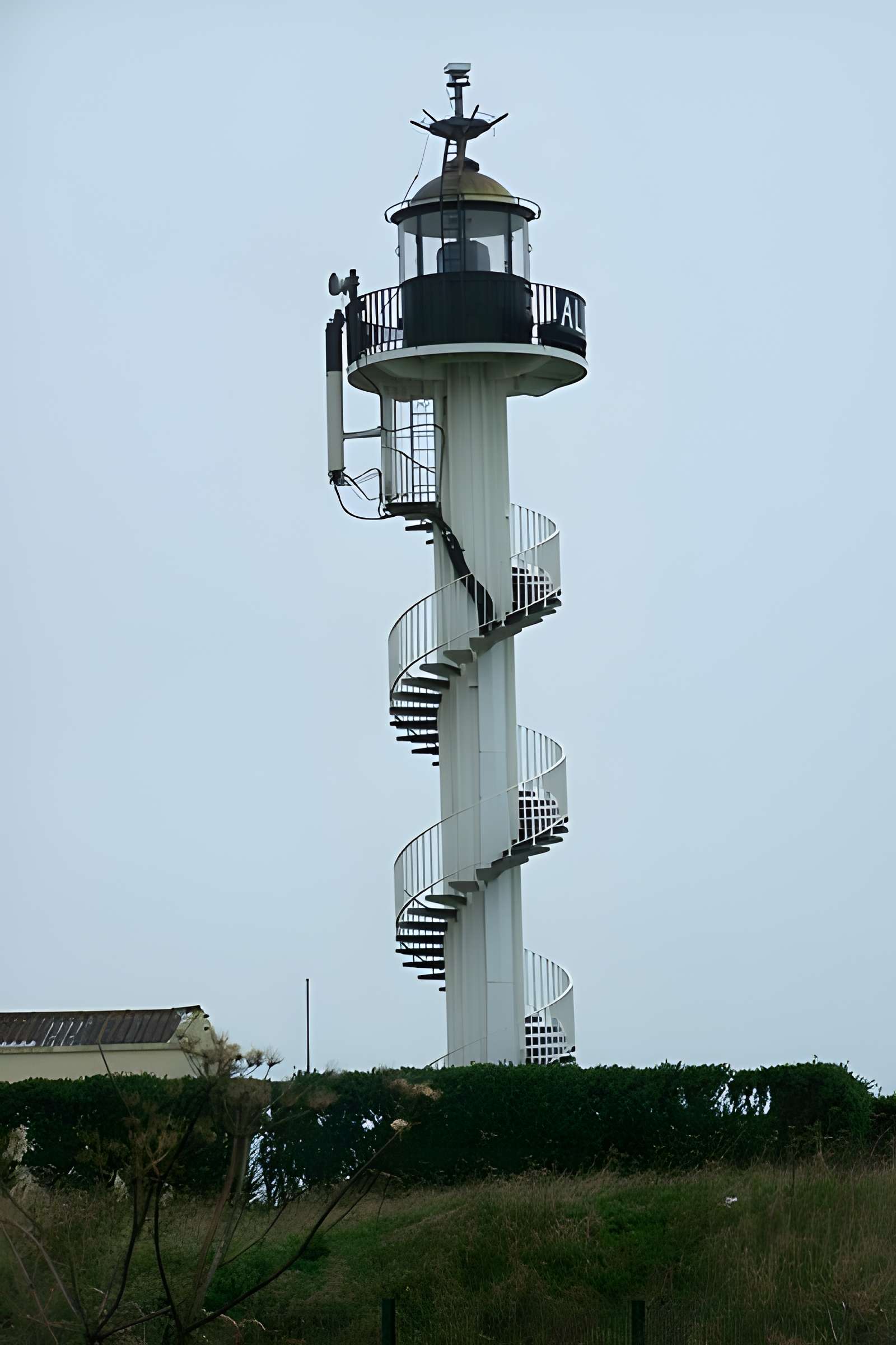 Phare de la pointe d'Alprech, situé au bout de la rue du Cap