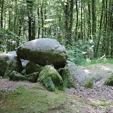 Pierre courcoulée de Landéan